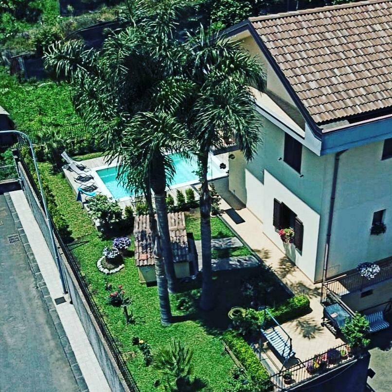 Casa Vacanze Etna Cocus Santa Venerina Exterior photo
